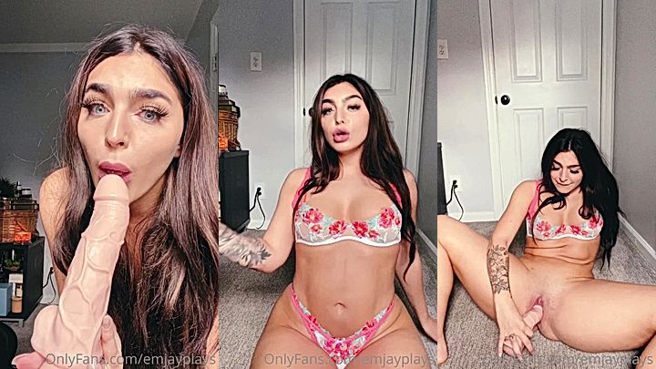 Huge Cock Dildo Fucks Sexy Teen Emily Rinaudo Onlyfans Videos