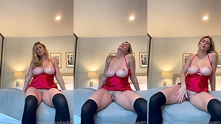 Sexy Blonde MILF Diora Baird Naked Masturbation FULL VIDEO