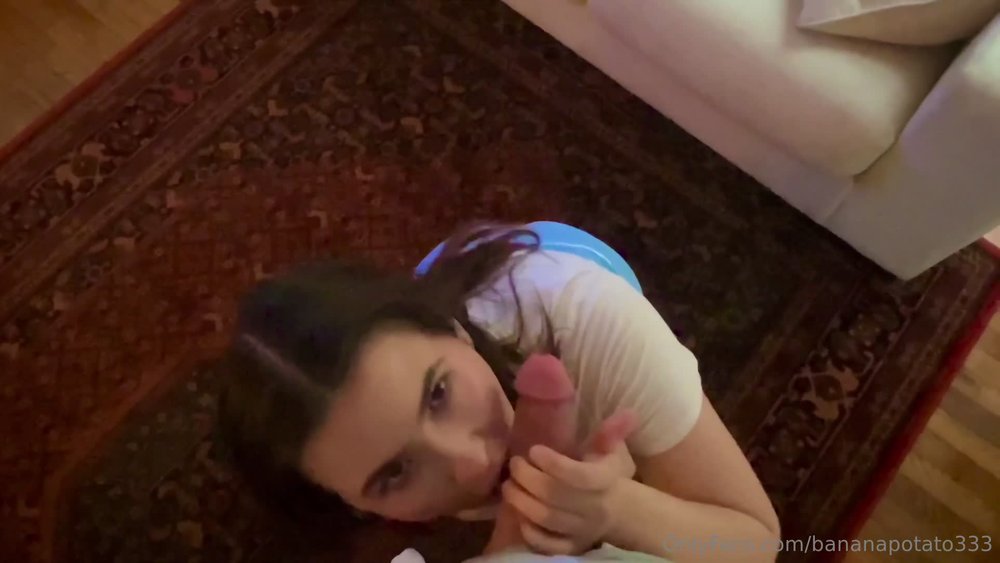 Busty Bananapotato333 Sucks And Rides Big Cock PORN